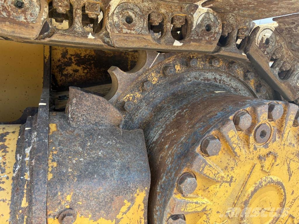 CAT D 5 K 2 LGP Bouteurs sur chenilles