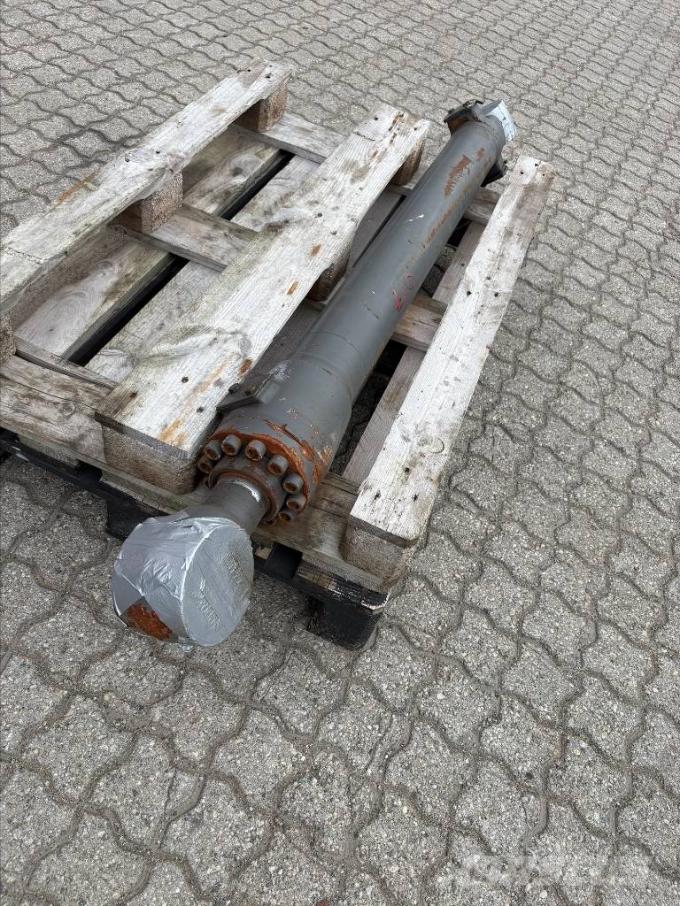 Volvo Bucket Cylinder 14547546 Hydraulik