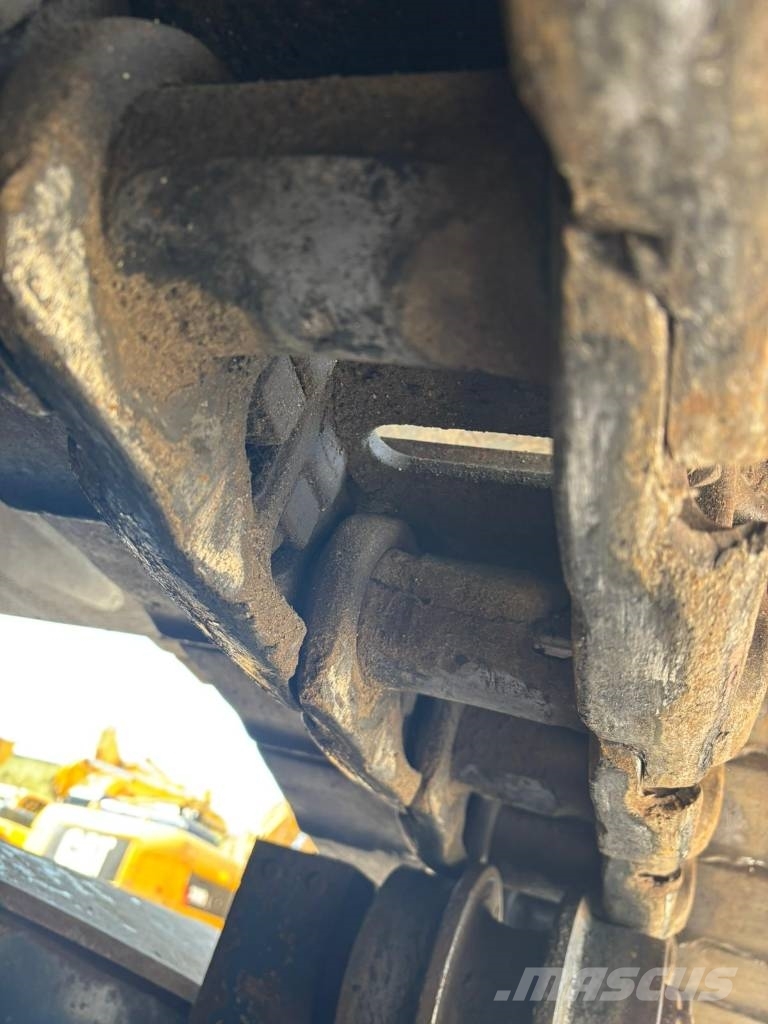 Hyundai Robex 300 LC-9 A Gravemaskiner på larvebånd