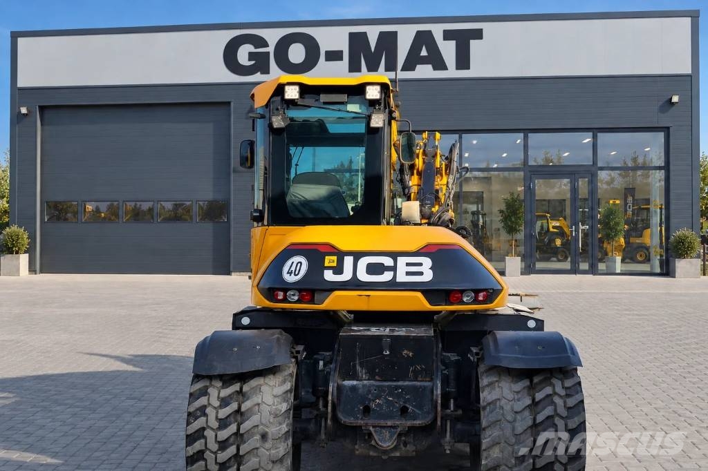 JCB HD 110 WD حفارات بعجل