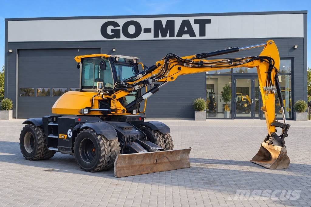 JCB HD 110 WD حفارات بعجل
