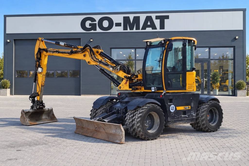 JCB HD 110 WD حفارات بعجل