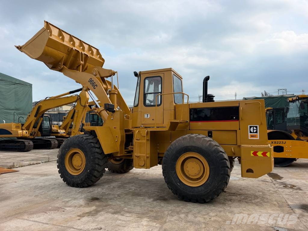 CAT 966 C Incarcator pe pneuri