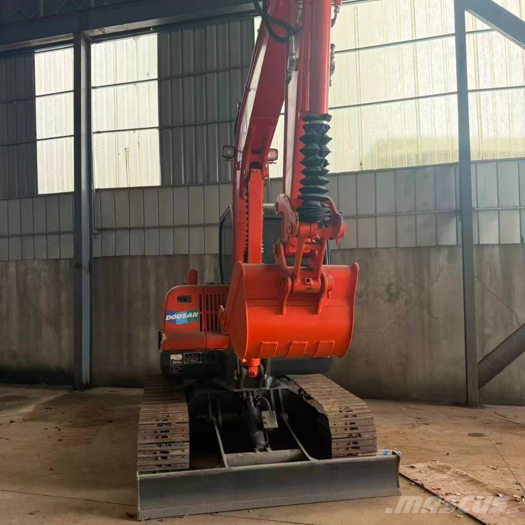 Doosan DX 60-9 C حفارات صغيرة أقل من 7 طن (حفارات صغيرة)