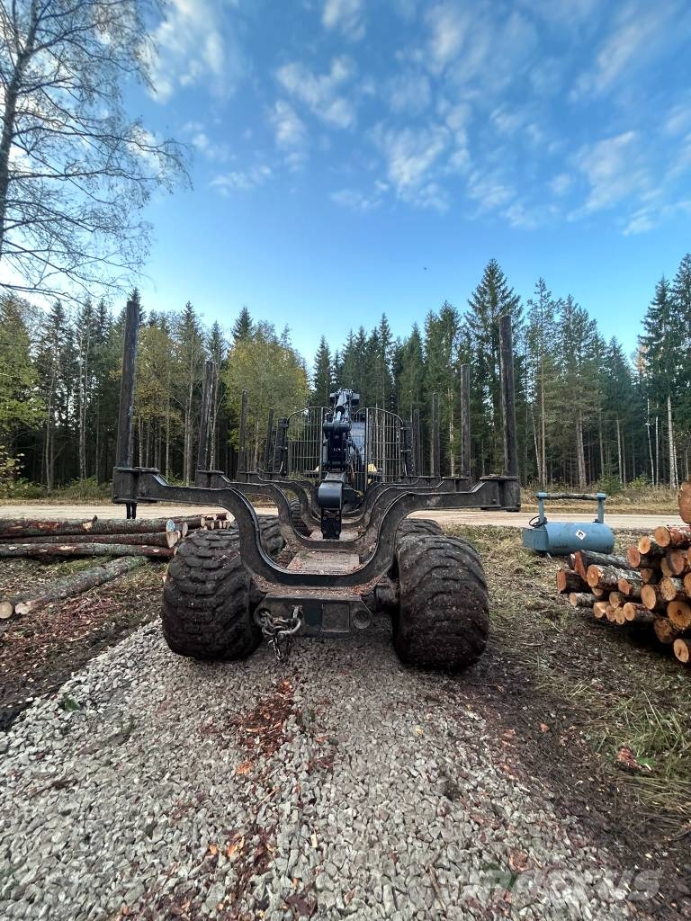 Ponsse Buffalo 8W Forwarders / Autocarregadores