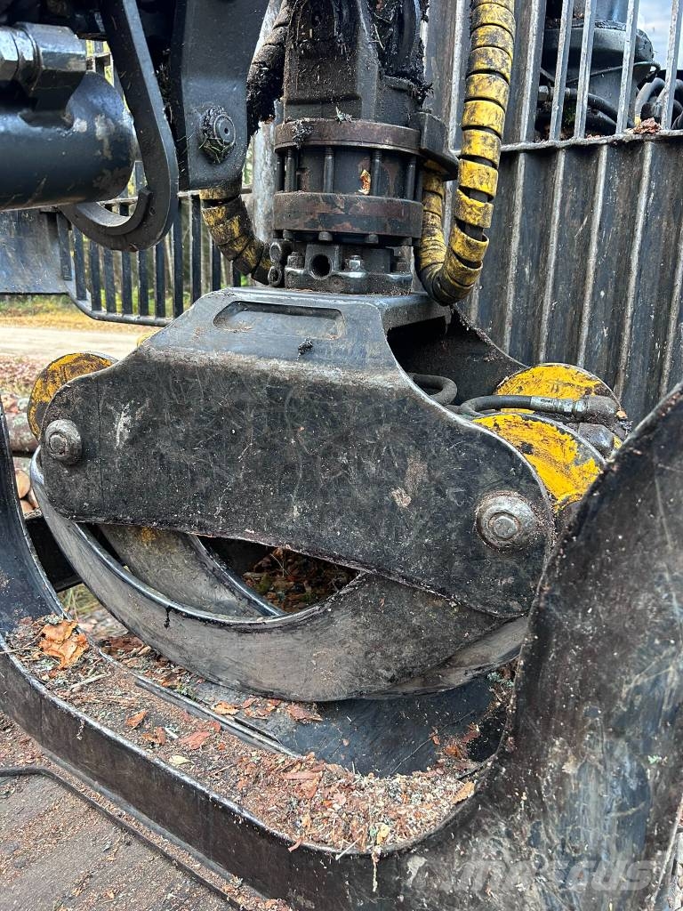 Ponsse Buffalo 8W Forwarders / Autocarregadores