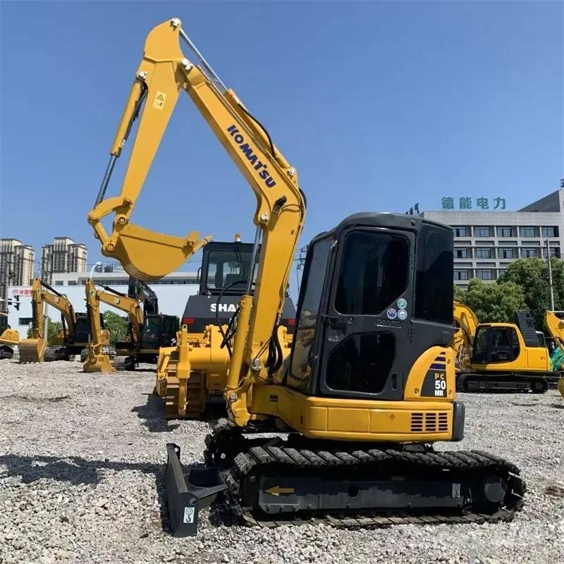 Komatsu PC 50 MR Mini ekskavatörler, 7 tona dek