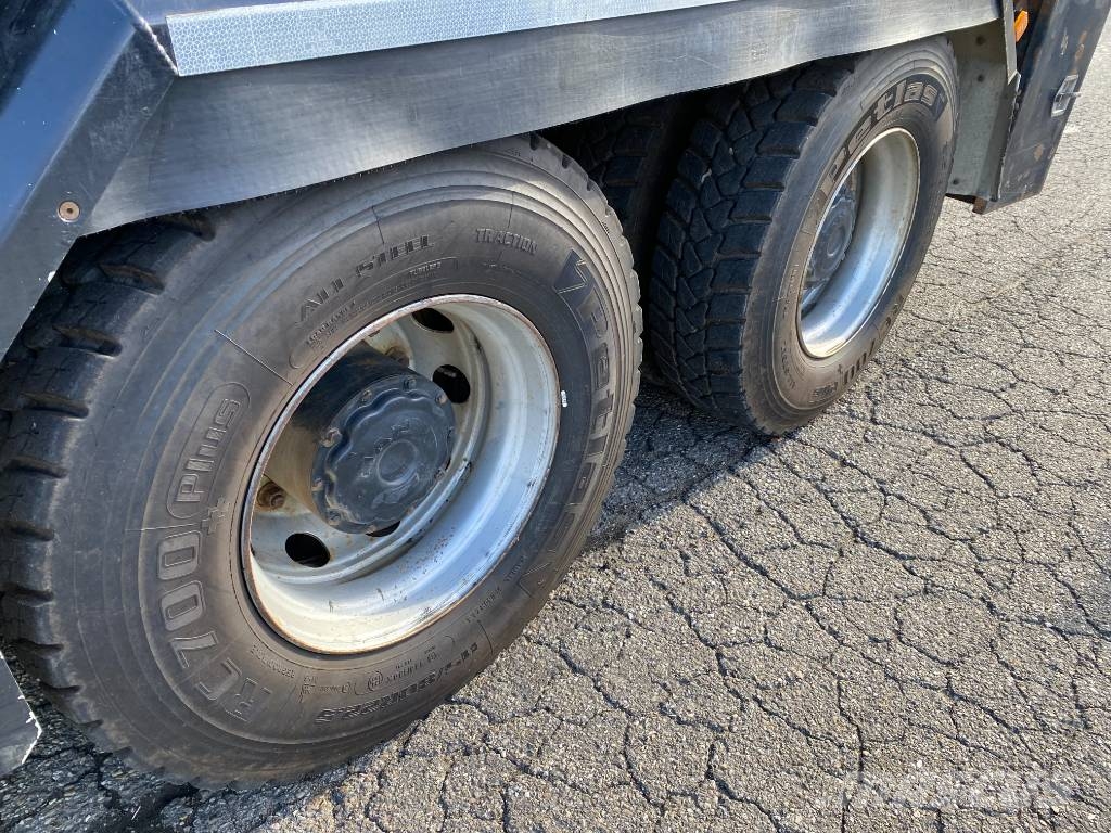 MAN TGS 26-500 6x6/JENZ HEM 583R endommagé Broyeur forestier