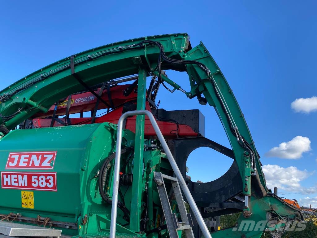 MAN TGS 26-500 6x6/JENZ HEM 583R endommagé Broyeur forestier