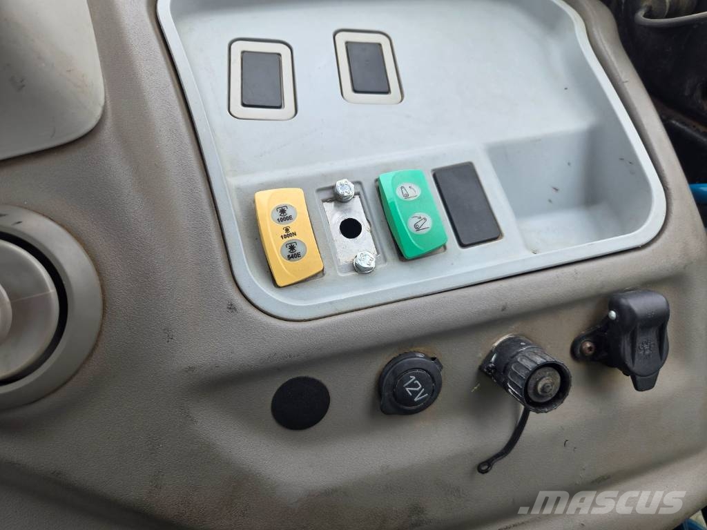 Deutz-Fahr AGROTRON 7230 TTV Traktori
