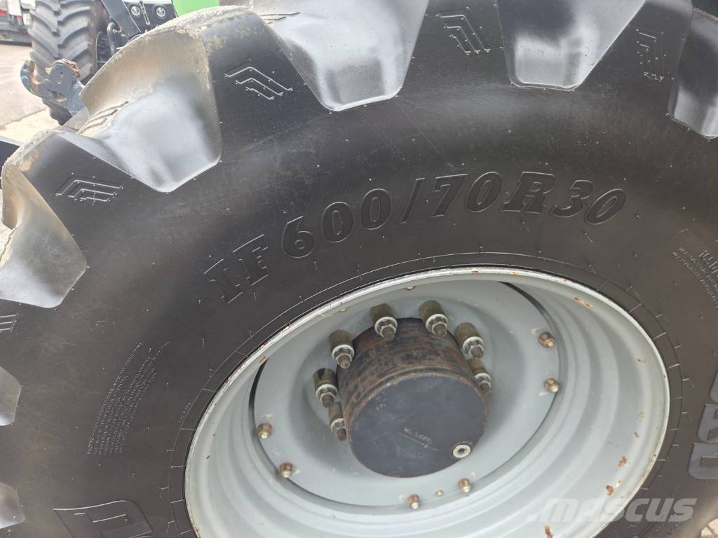 Deutz-Fahr AGROTRON 7230 TTV Traktori