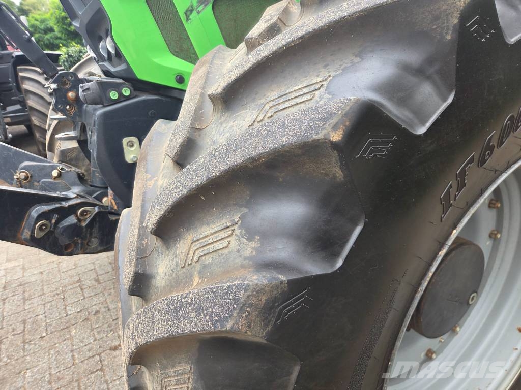 Deutz-Fahr AGROTRON 7230 TTV Traktori