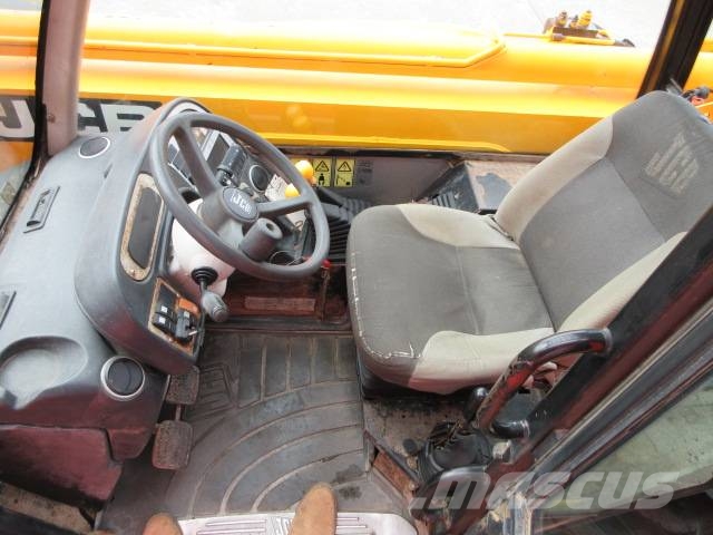 JCB 535-95 Teleskopické manipulátory