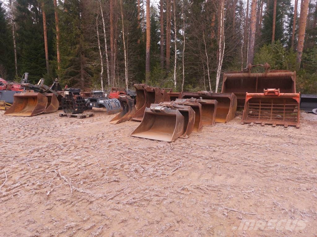 New Holland E 135 B SR LC Crawler excavators