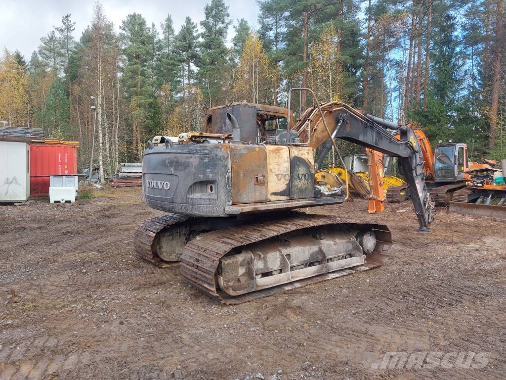 New Holland E 135 B SR LC Crawler excavators