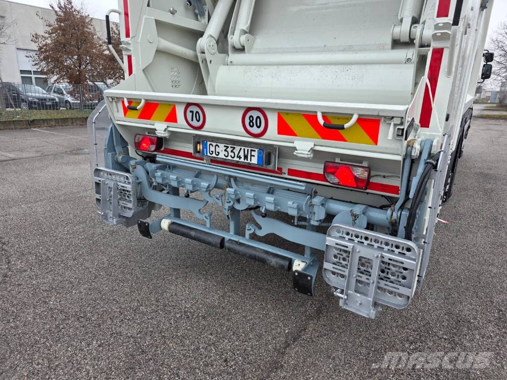 Renault TRUCKS D26 WIDE 320 P6X2 E6 PASSO 4100 Vuilniswagens