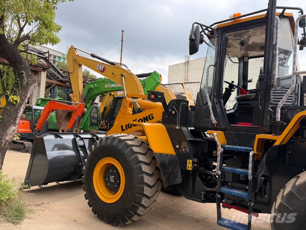 LiuGong 856 H 1000 units loaders in stock Фронтальні навантажувачі