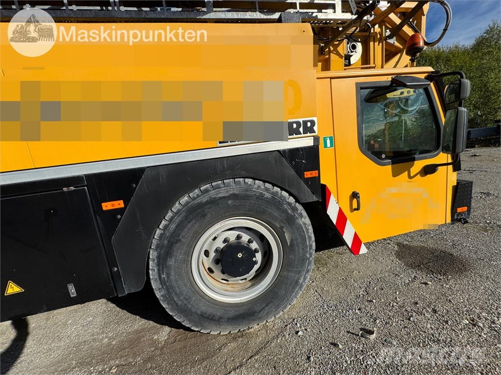 Liebherr MK100 자동 크레인