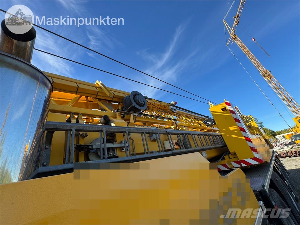 Liebherr MK100 자동 크레인