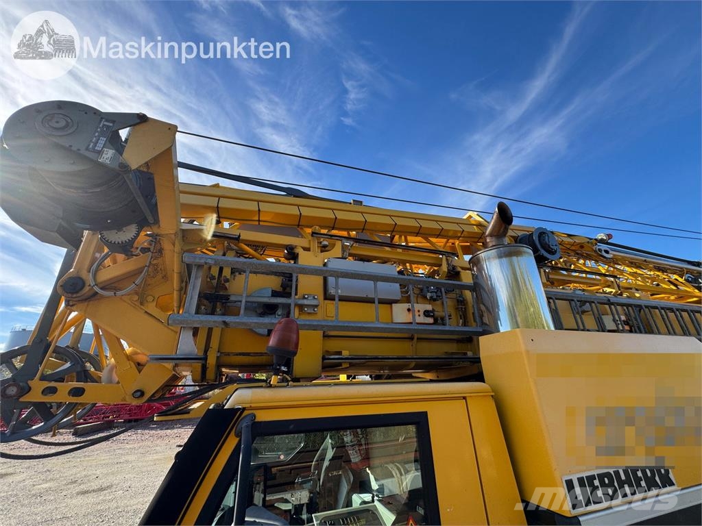 Liebherr MK100 자동 크레인