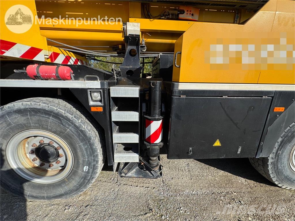 Liebherr MK100 자동 크레인