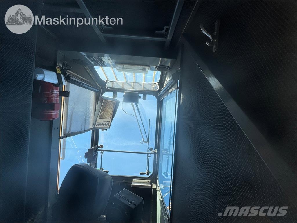 Liebherr MK100 자동 크레인