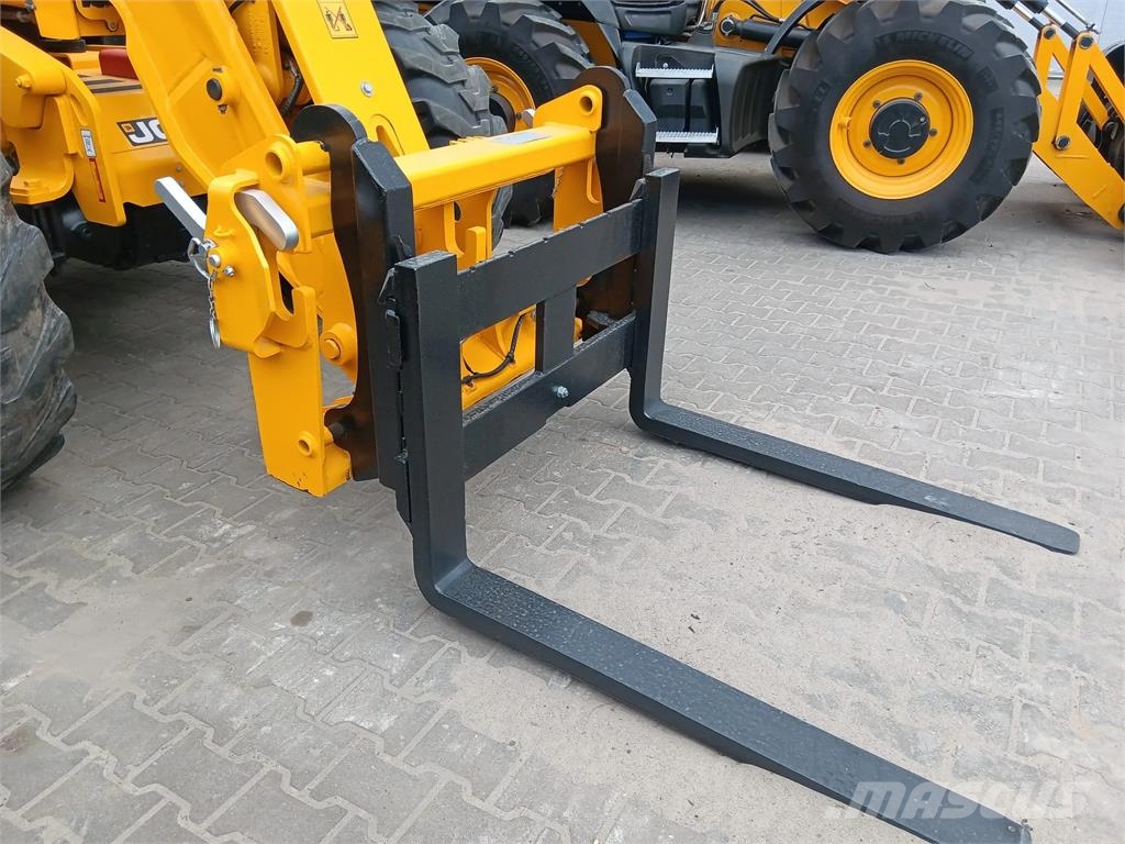 JCB 542-70 Agri Super Ładowarki teleskopowe