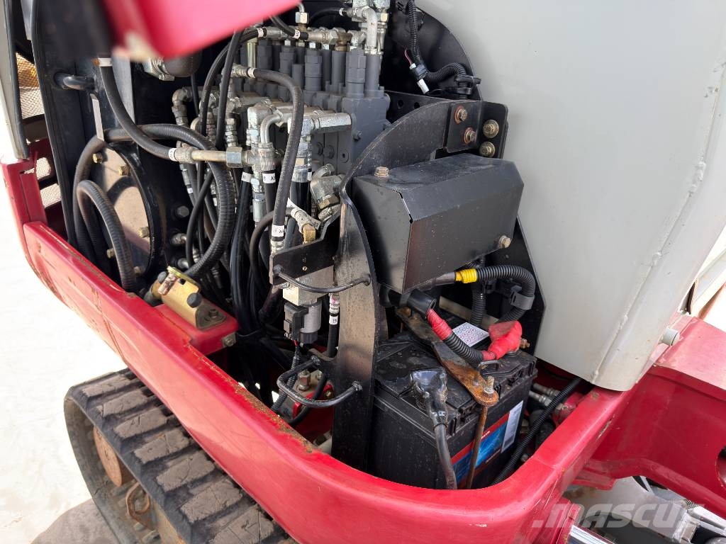Takeuchi TB230 Minikaivukoneet < 7t