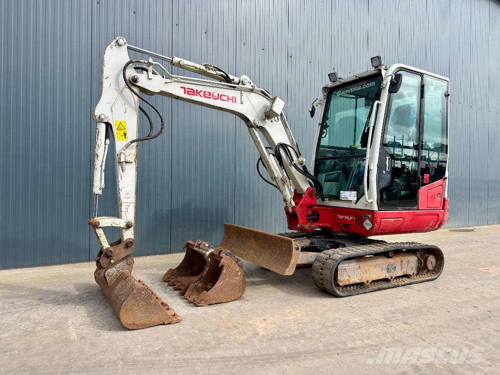 Takeuchi TB230 Minikaivukoneet < 7t
