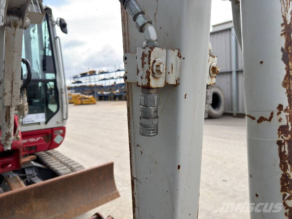 Takeuchi TB230 Minikaivukoneet < 7t