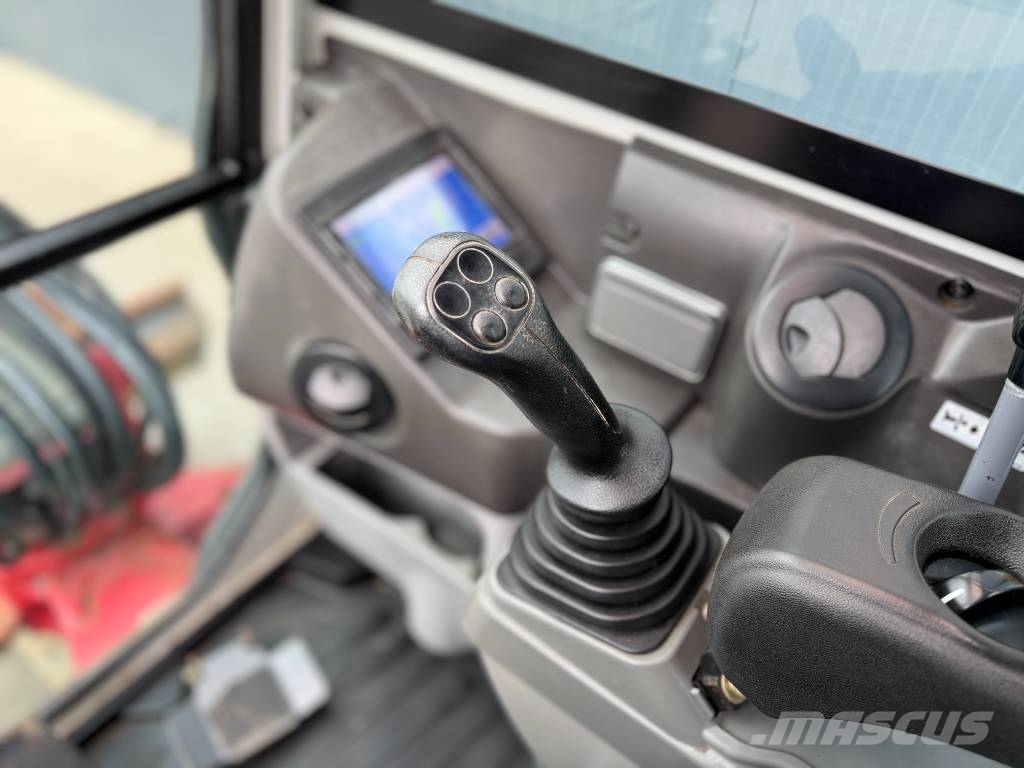 Takeuchi TB230 Minikaivukoneet < 7t