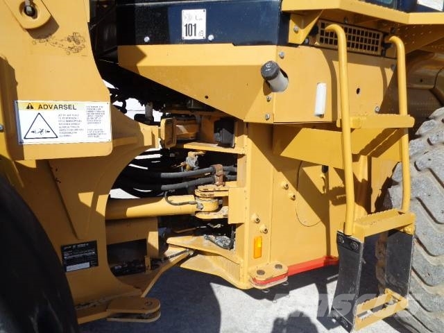 CAT IT 28 G Radlader
