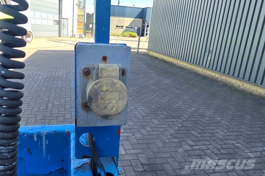 Genie GS1932 Electric, Working Height 7.8 m, 227kg Capac Mini incarcator