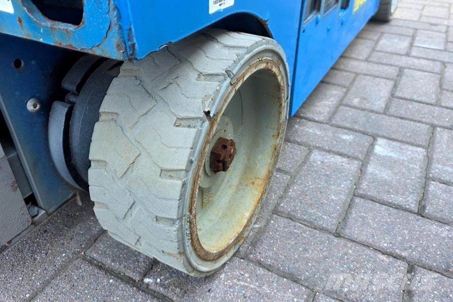 Genie GS1932 Electric, Working Height 7.8 m, 227kg Capac Mini incarcator