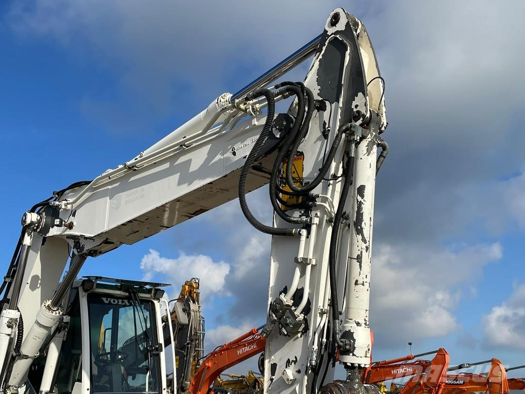 Volvo EW160 C Escavadoras de rodas