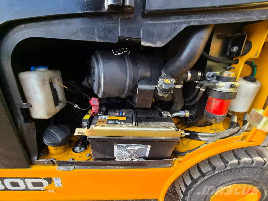 JCB TLT 30 D Teletruk Schubmaststapler