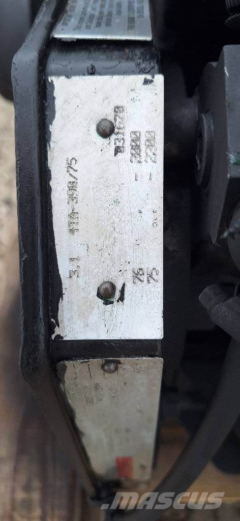 Silnik Cummins 4T 3.9 Case 688 788 Двигатели
