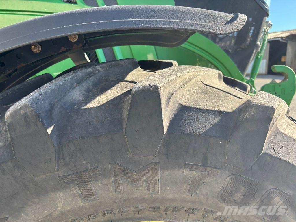John Deere 6155M Tractors