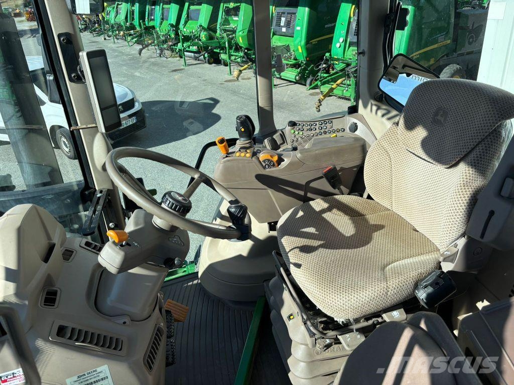 John Deere 6155M Traktoren
