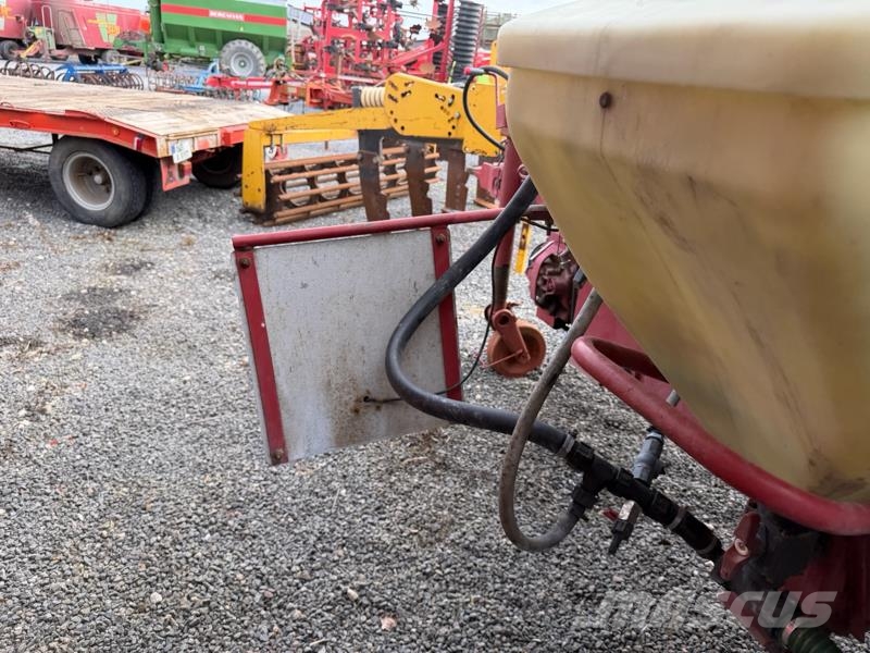 Hardi Commander CM3 4200 Pulverizadores arrastrados