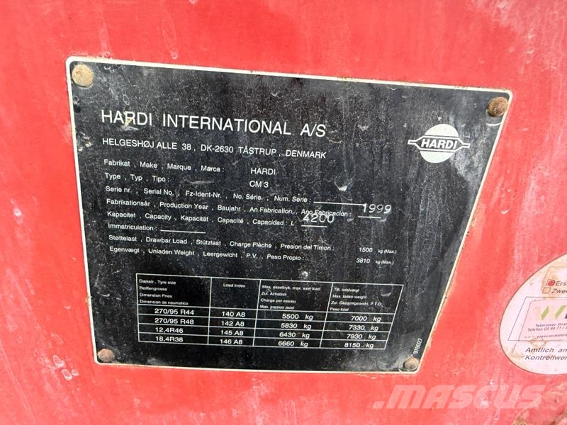 Hardi Commander CM3 4200 Pulverizadores arrastrados