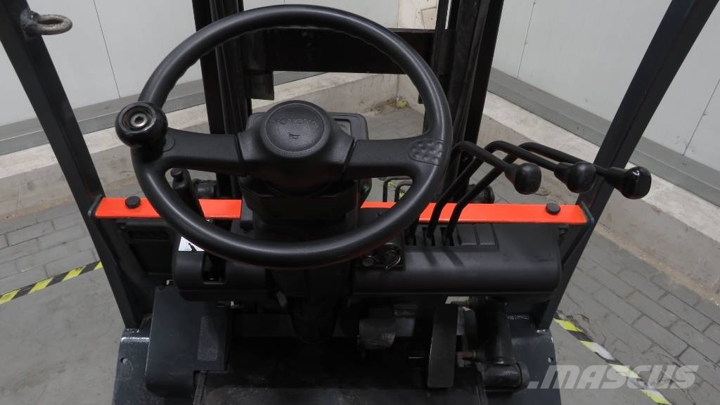 Toyota FMBF25 Elektromos targoncák