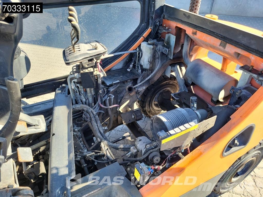 Doosan D25S -5 MISSING Engine &amp; Seat Дизельные погрузчики