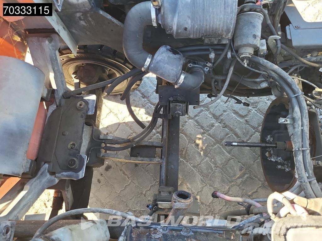 Doosan D25S -5 MISSING Engine &amp;amp; Seat Dieseltrukit
