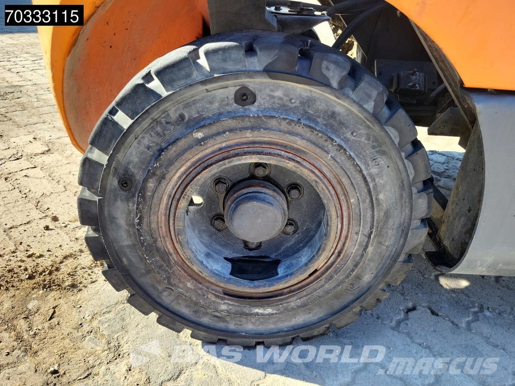 Doosan D25S -5 MISSING Engine &amp; Seat Дизельные погрузчики