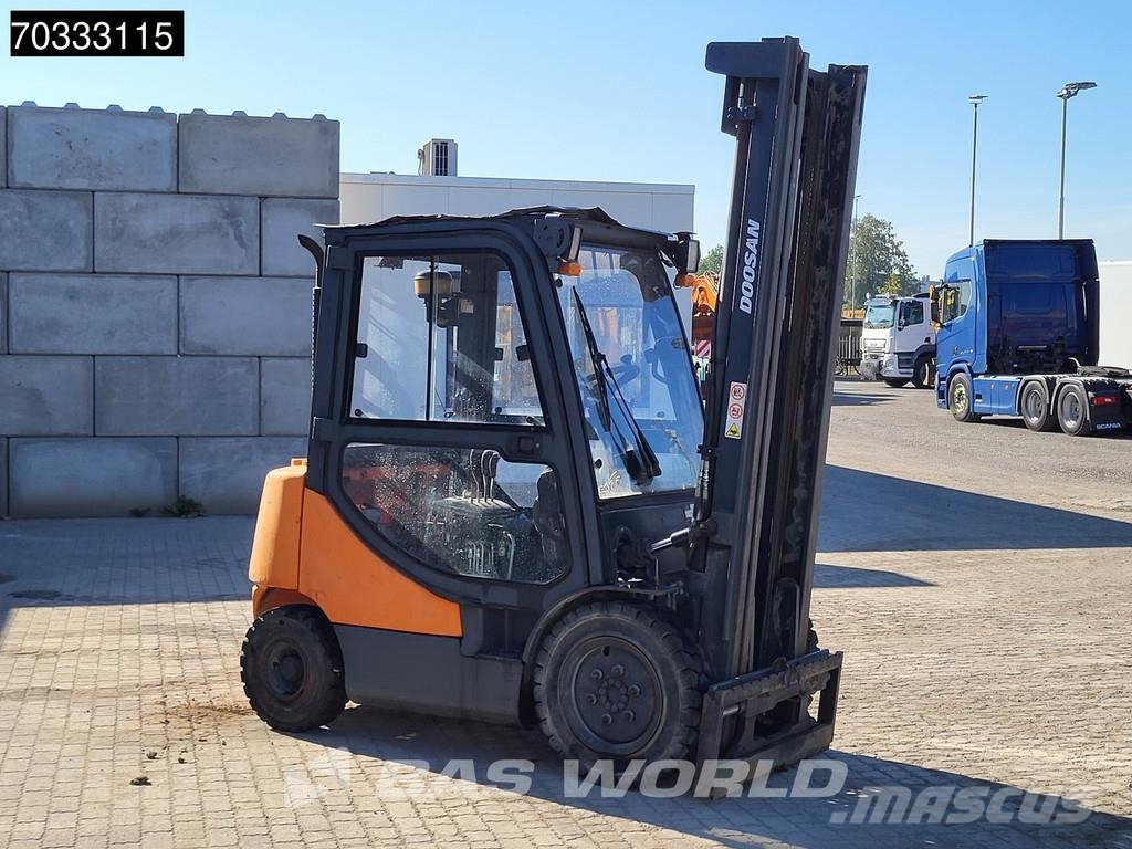 Doosan D25S -5 MISSING Engine &amp; Seat Дизельные погрузчики