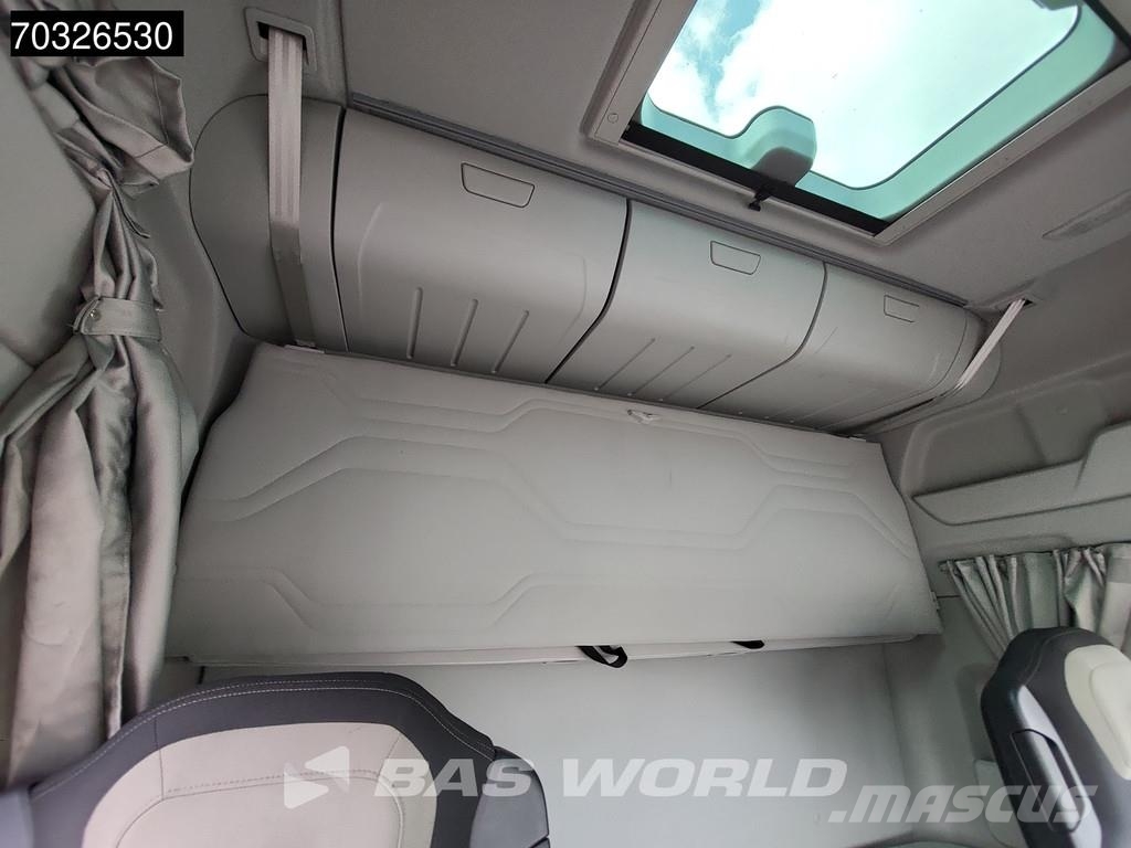Ford F-Max 500 F-Max 4X2 Low Mileage! 2x Tanks Navi ACC Tegljači