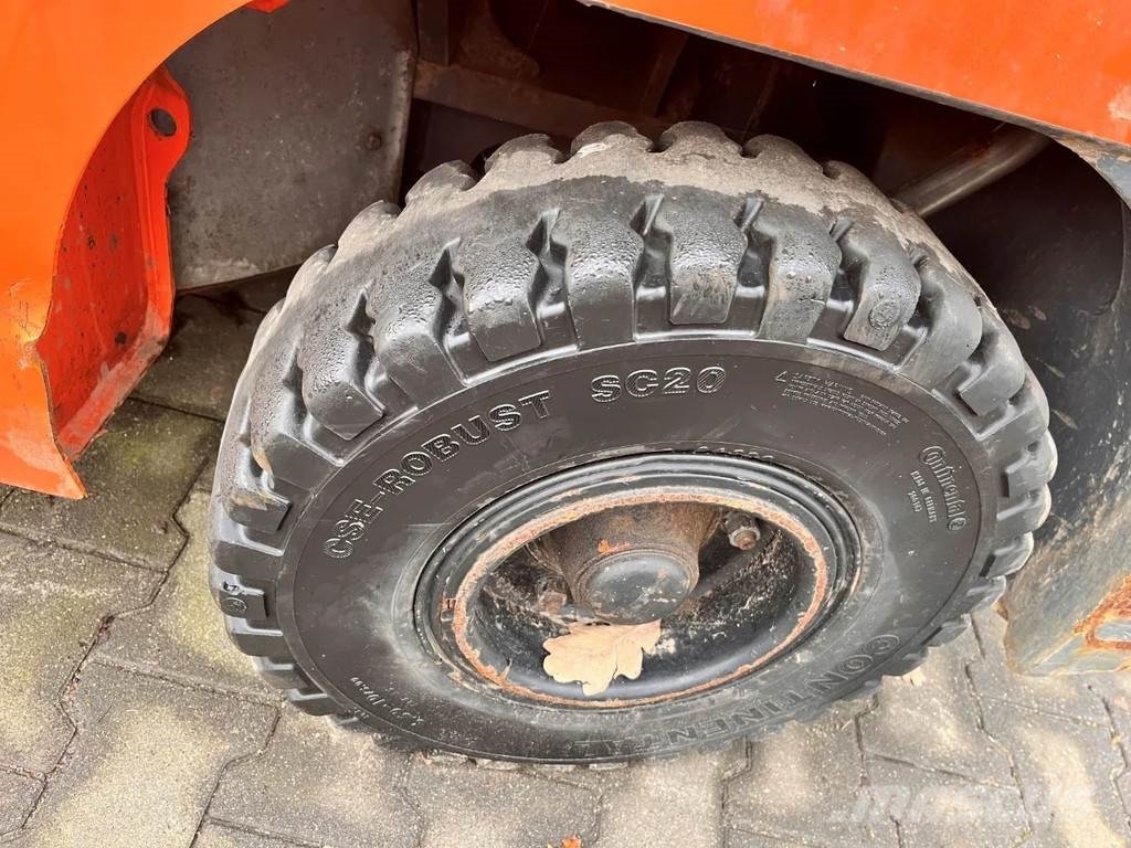 Toyota 02-8FGJ35 Περονοφόρα ανυψωτικά κλαρκ με φυσικό αέριο LPG