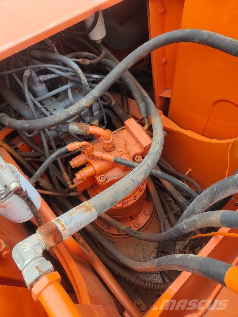 Doosan 220 LC-7 大型油圧ショベル12t以上(パワーショベル・ユンボ)