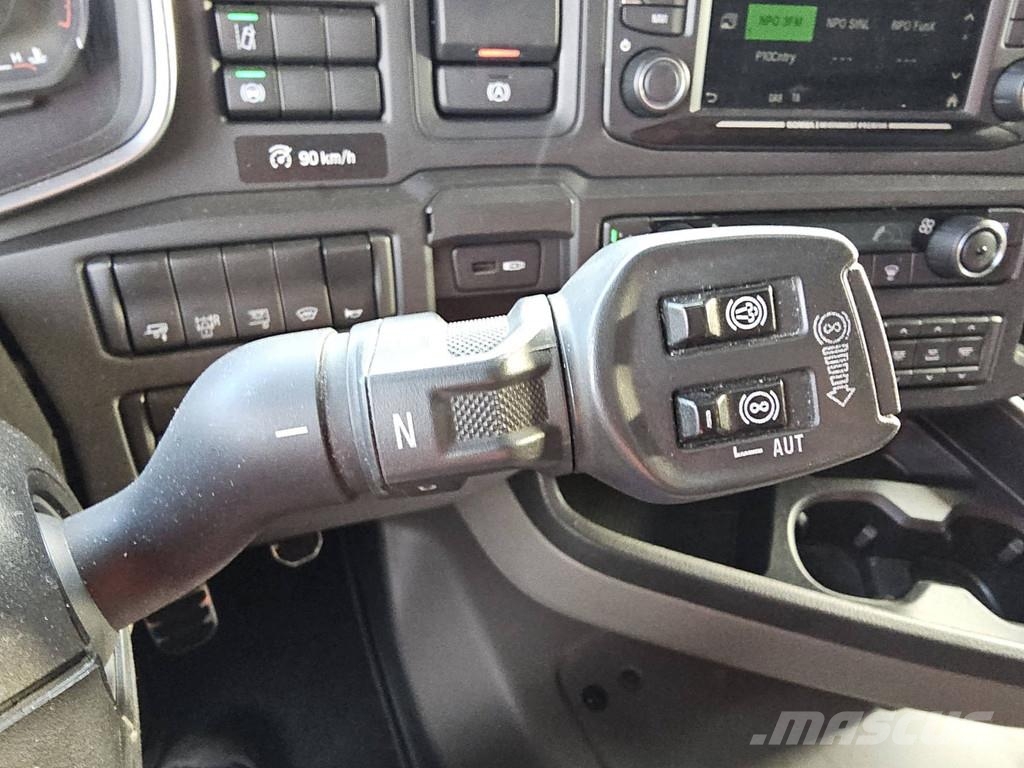 Scania R580 6X2 NB LED LEATHER 曳引機組件